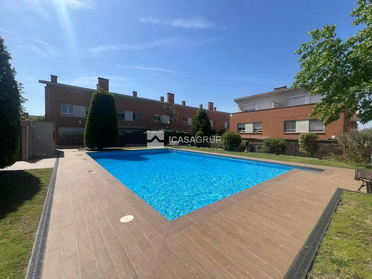 Swimming pool of Detached homes for rent in Sant Cugat del Vallès  with Air Conditioner, Heating and Terrace