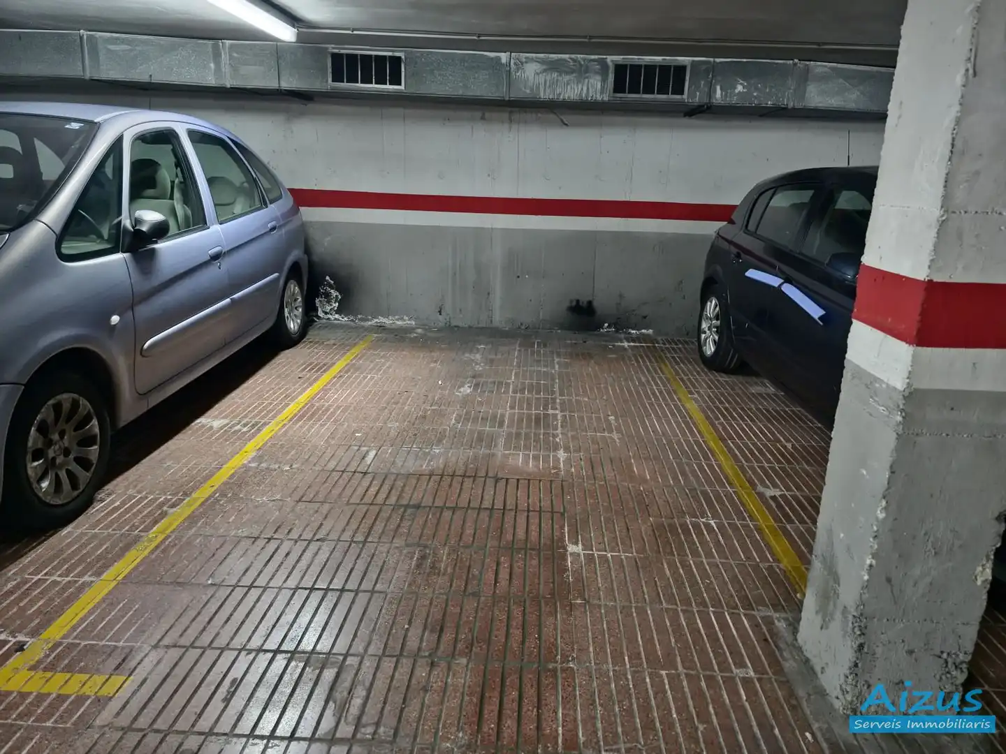Aparcament de Garatge en venda en Ripollet