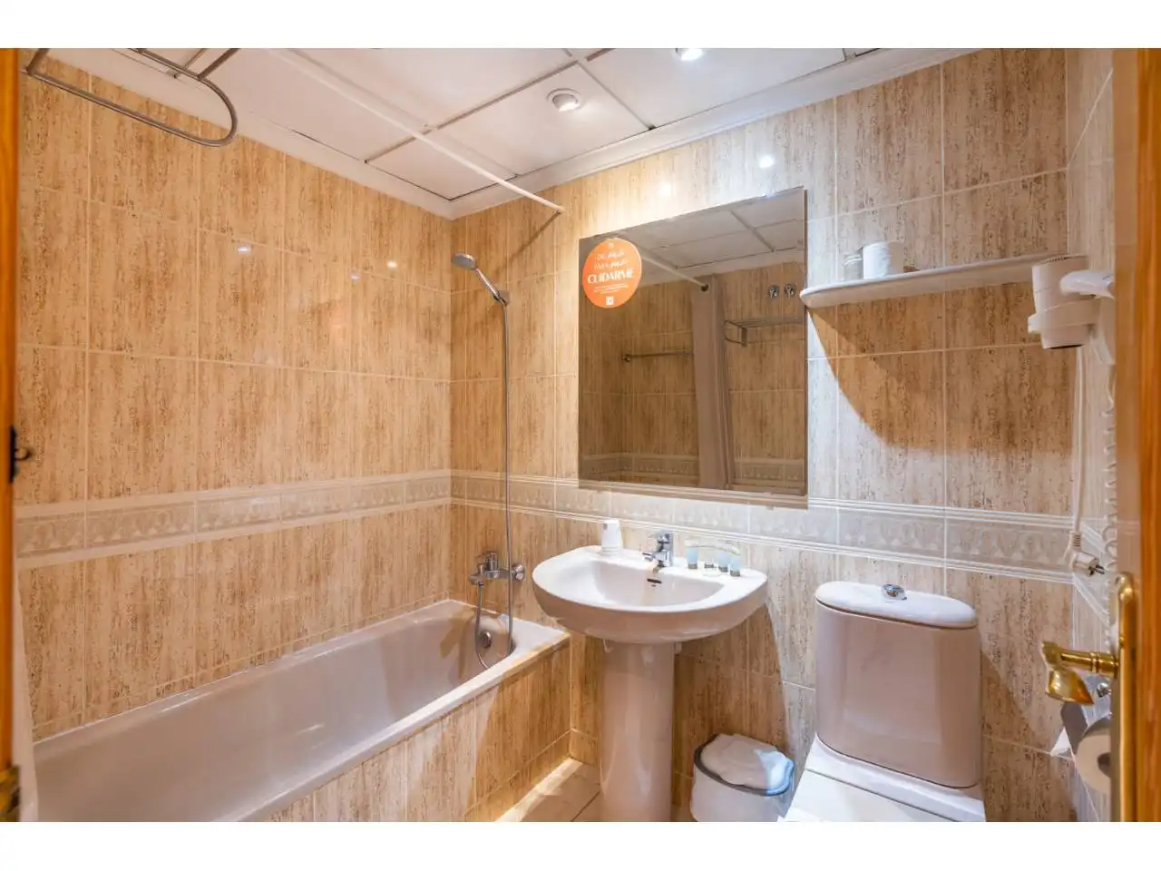 Baño de Casa adosada en venta en Calpe / Calp con Aire acondicionado, Terraza y Amueblado
