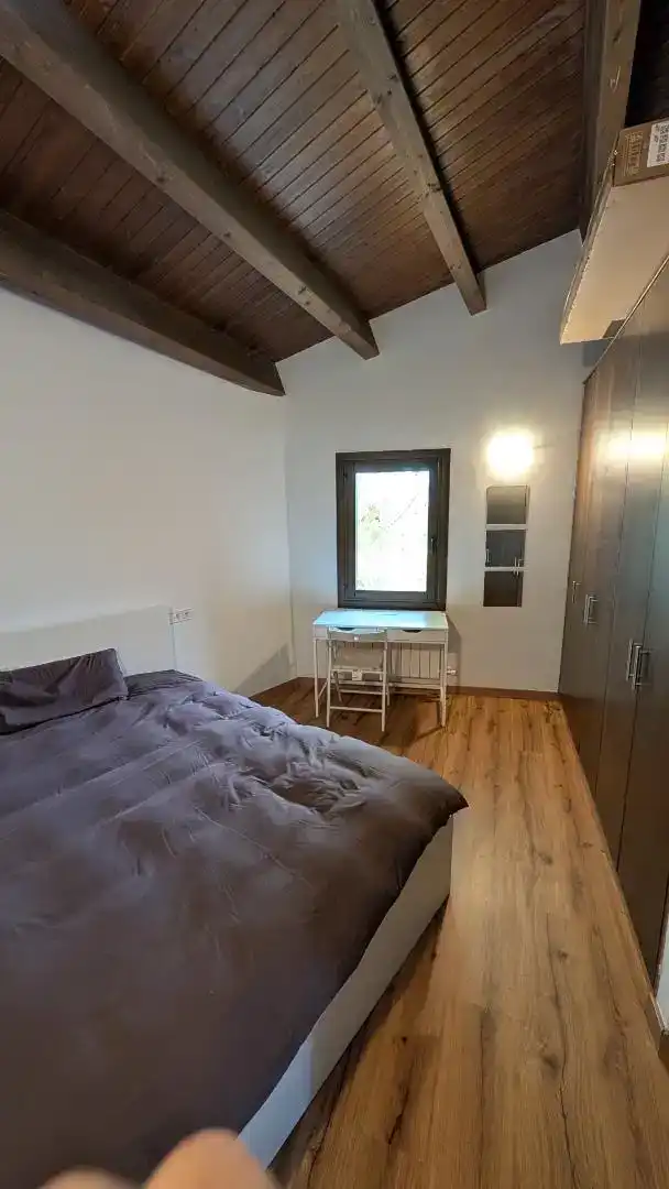Schlafzimmer von Wohnung zur Miete in Cava mit Klimaanlage, Privatgarten und Parkett
