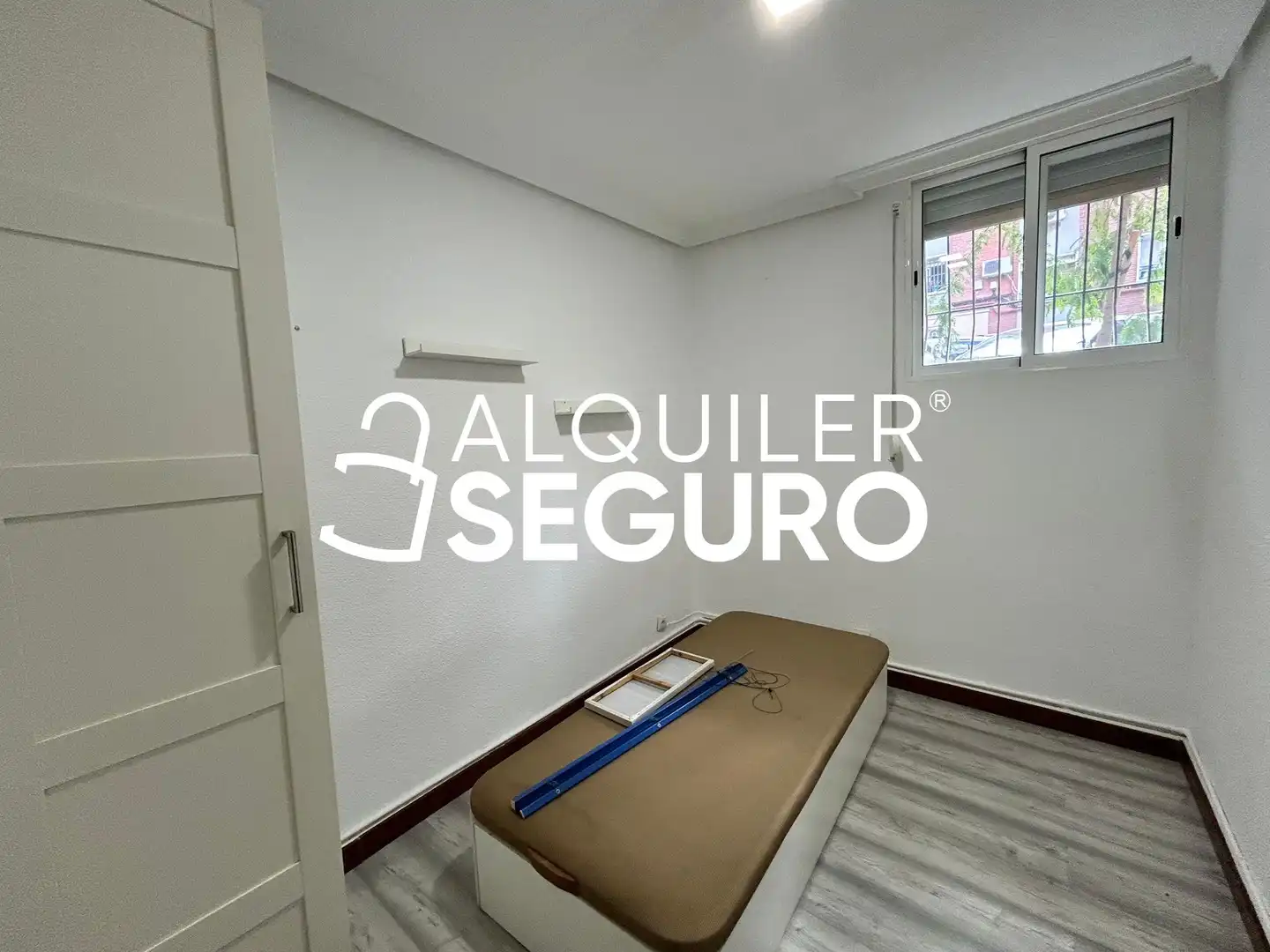 Flat for rent in Sierra de Pineda , Palomeras Bajas