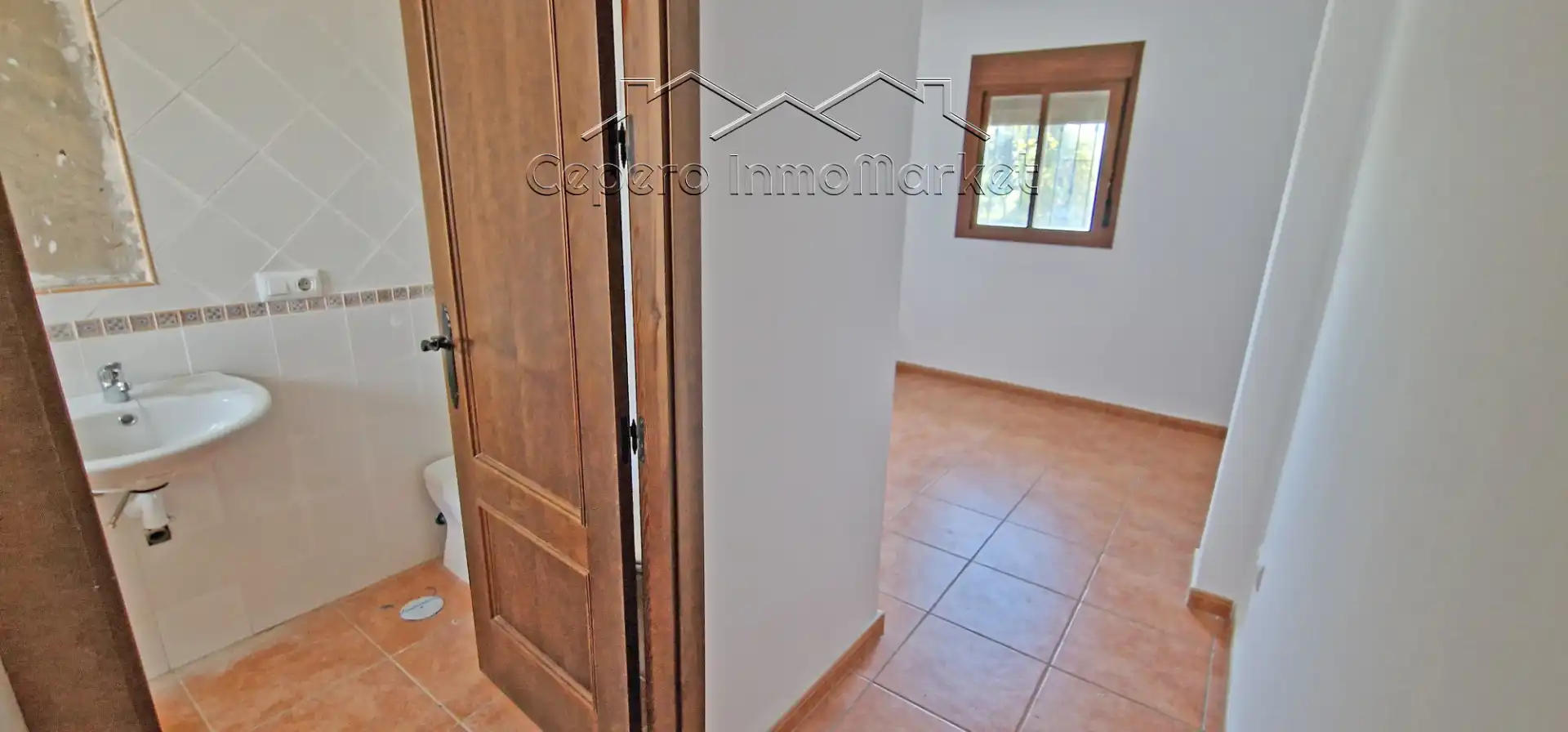 Einfamilien-Reihenhaus zum Verkauf in El Puerto de Santa María mit Privatgarten und Balkon