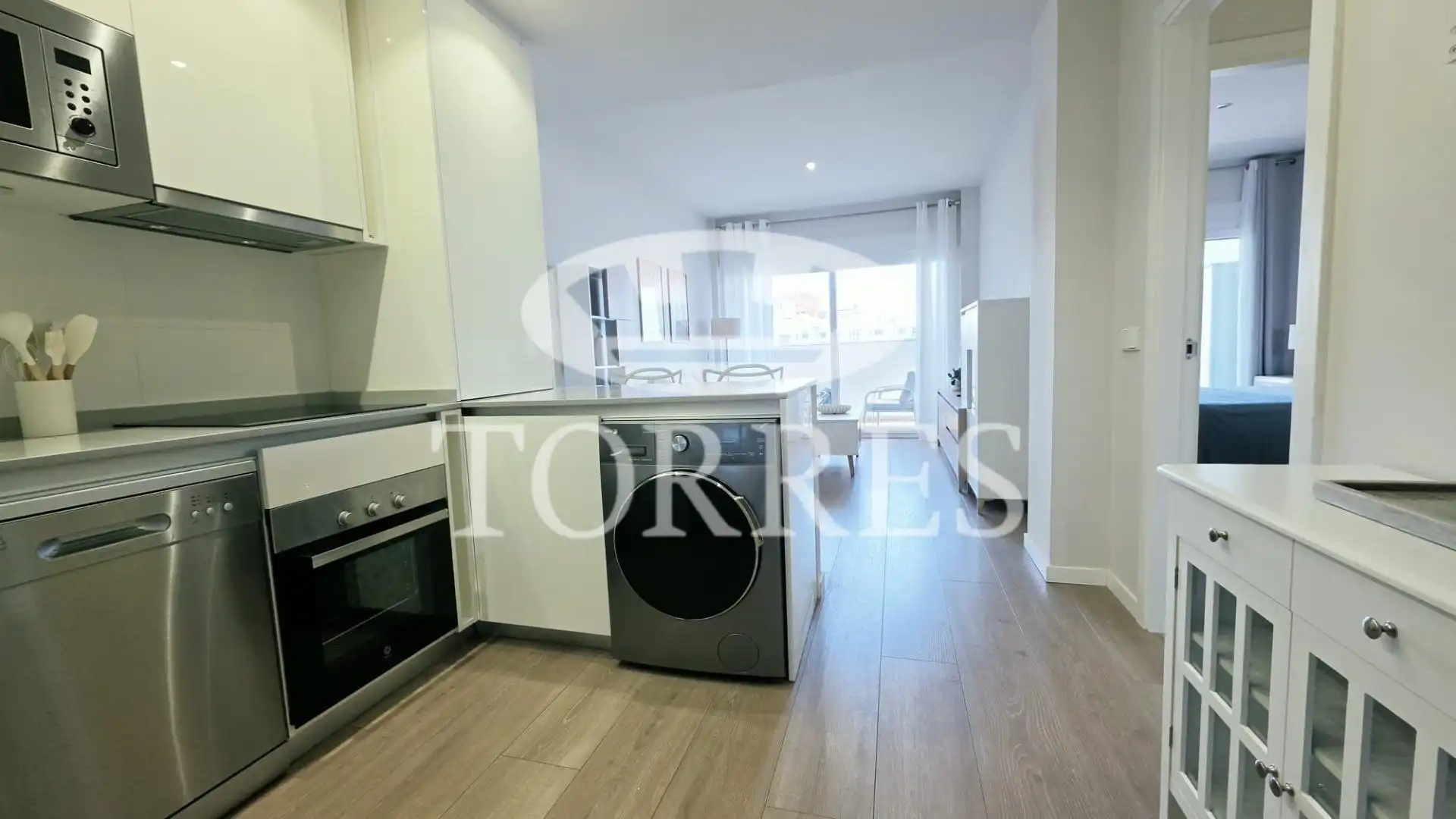 Habitación de Apartamento de alquiler en Estepona con Aire acondicionado, Terraza y Amueblado