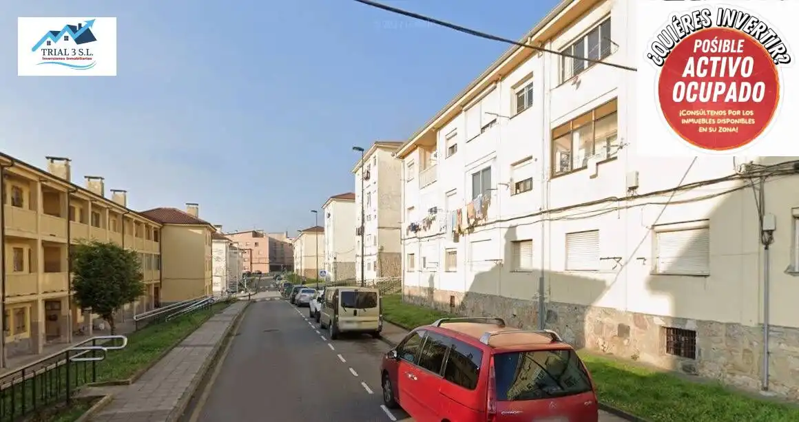 Vista exterior de Piso en venta en Avilés