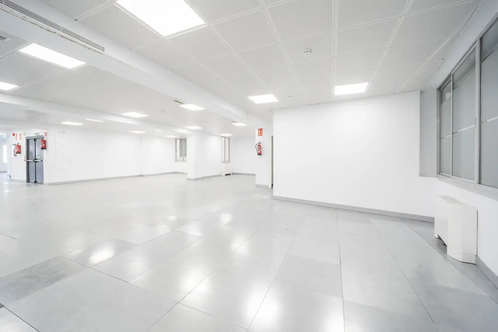 Office for rent in Madrid  with Air Conditioner and Heating