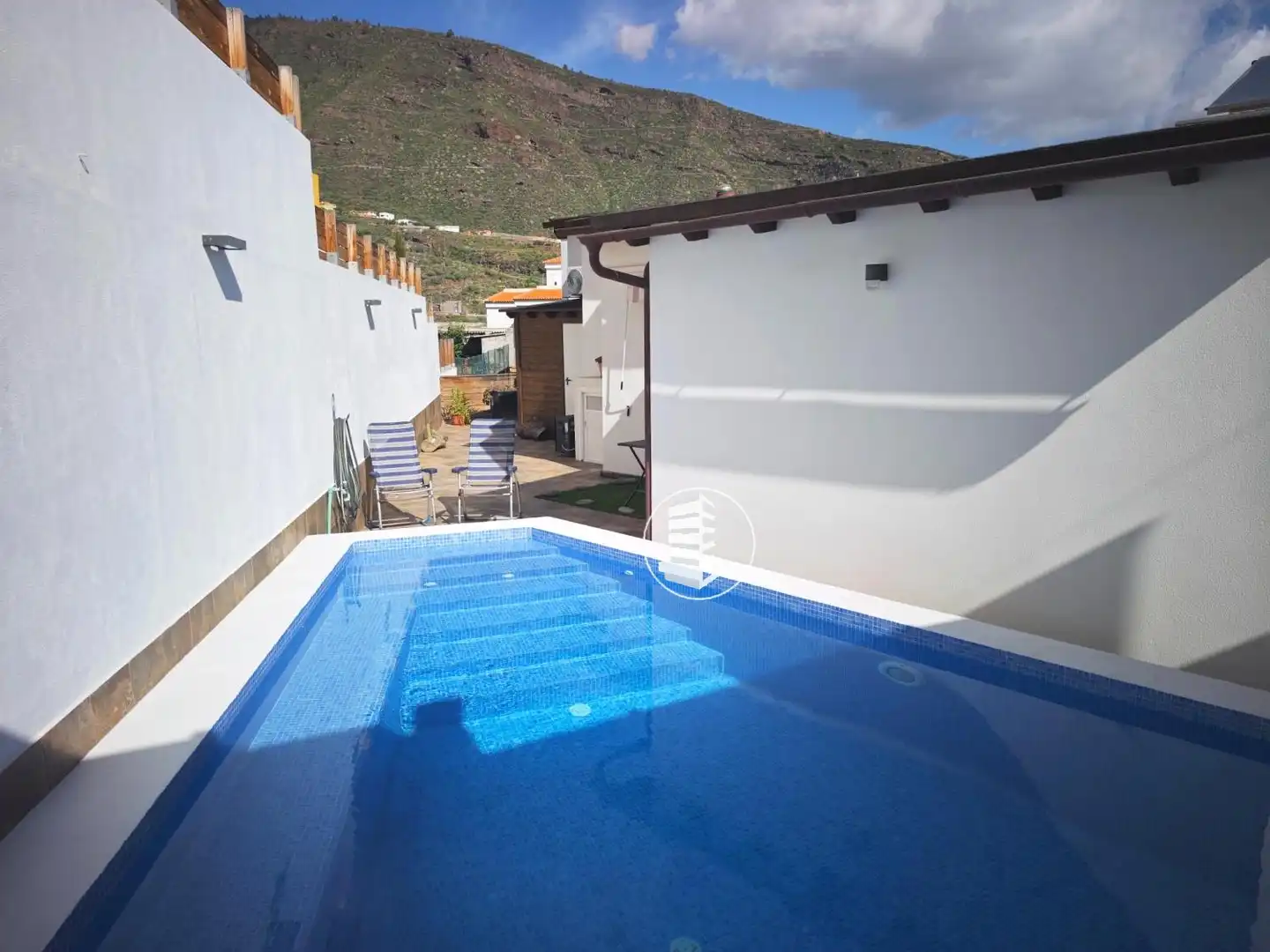 Vista exterior de Casa o chalet en venta en Candelaria con Calefacción y Amueblado