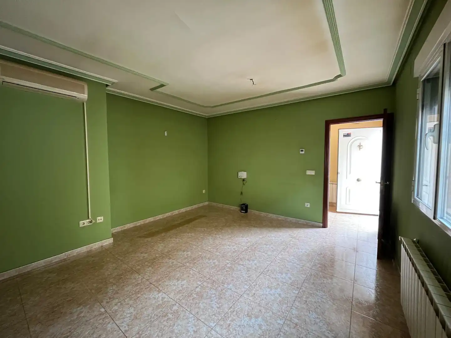 Casa adosada en venta en Argamasilla de Alba con Alarma