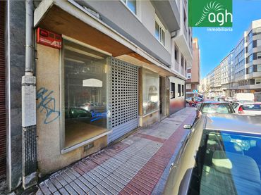 Local comercial en venda a Rúa Francisco Añón