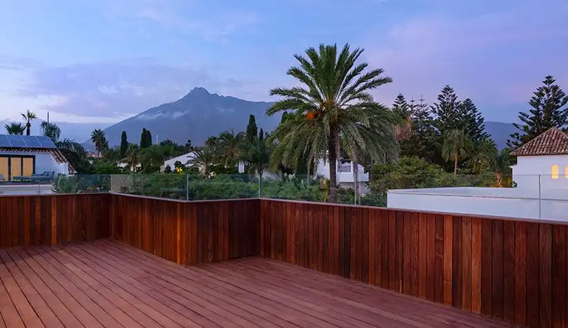 Villa con terrazza in vendita a Milla de Oro, imagen 3