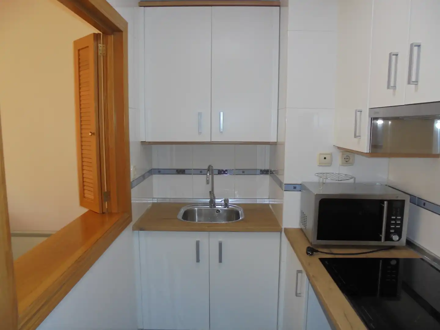 Cocina de Piso de alquiler en Madrid con Aire acondicionado, Calefacción y Trastero