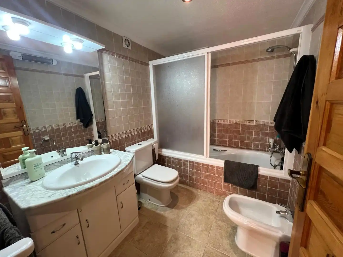 Bany de Apartament de lloguer en Benitachell / El Poble Nou de Benitatxell amb Jardí privat, Terrassa i Piscina comunitària