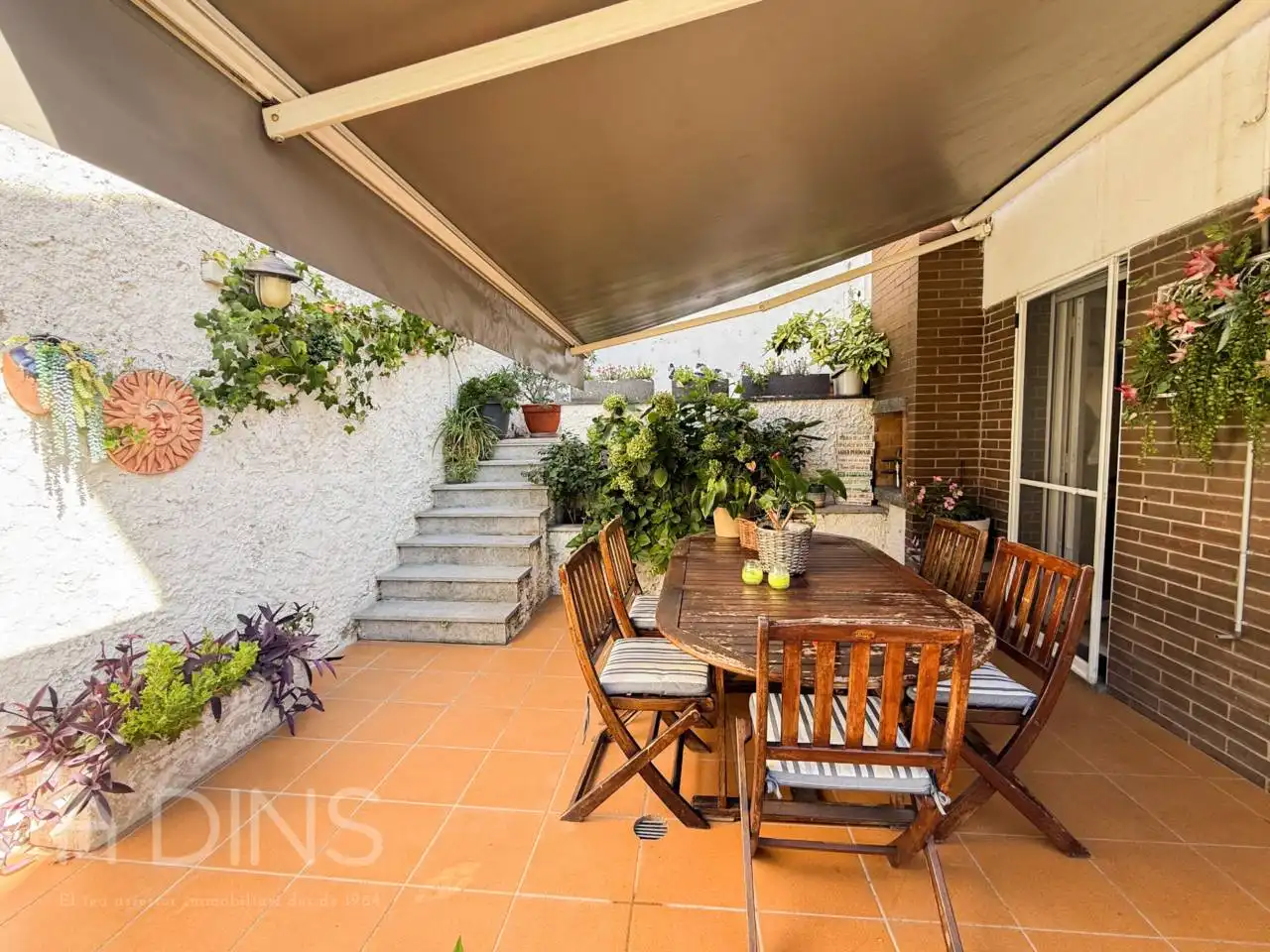 Casa amb jardí en venda a Avenida Puigdomi, imagen 2