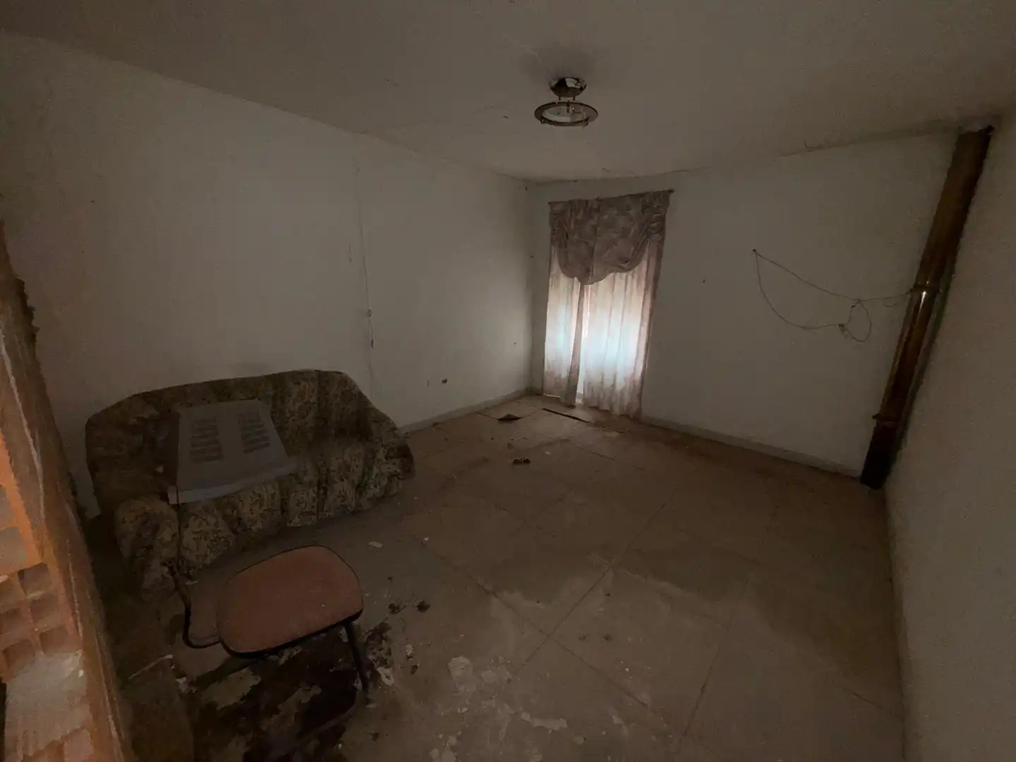 Sala de estar de Casa adosada en venta en Campo de Criptana