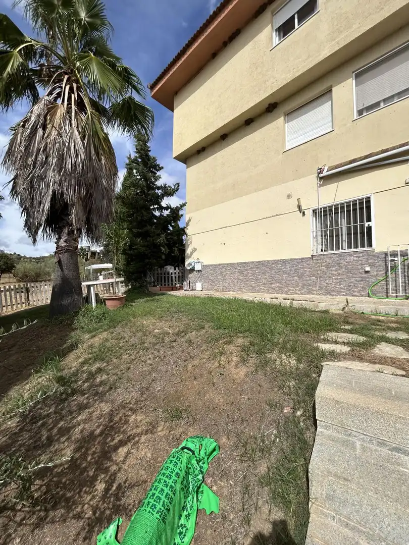 Estudio de alquiler en El Garrobo, Sevilla