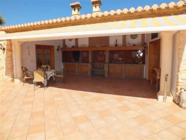 Villa con piscina in vendita a Benissa pueblo, imagen 3