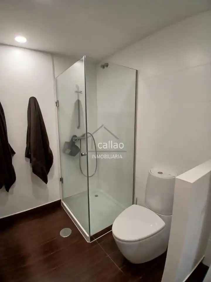 Bathroom of Flat for rent in Ferrol  with Heating, Storage room and Furnished