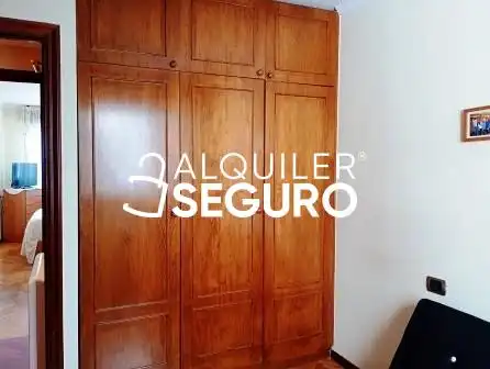 Habitación de Piso de alquiler en Culleredo con Calefacción, Terraza y Trastero