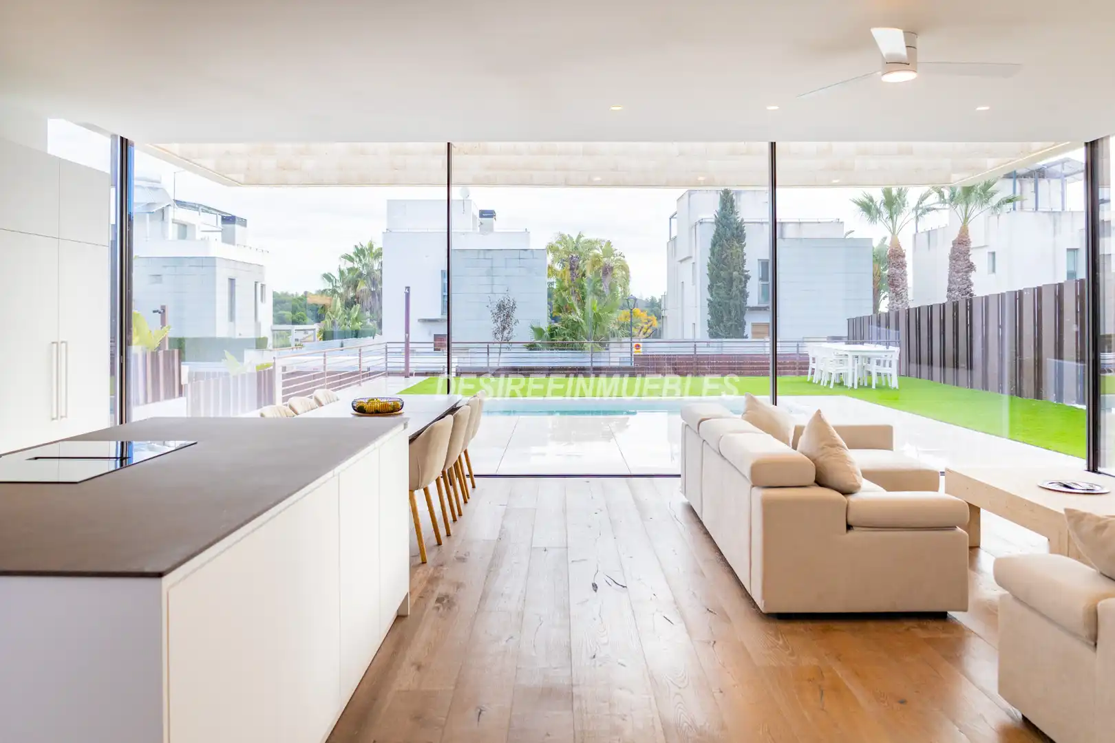 Sala de estar de Casa o chalet en venta en Godella con Aire acondicionado, Calefacción y Jardín privado