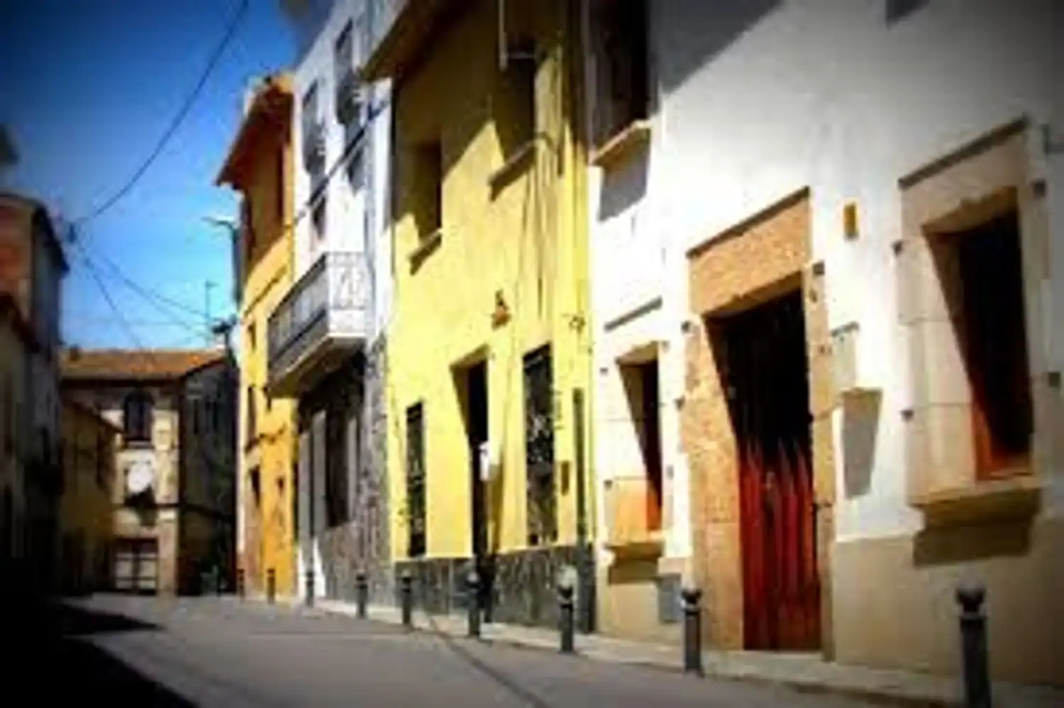 Vista exterior de Edificio en venta en Riudarenes