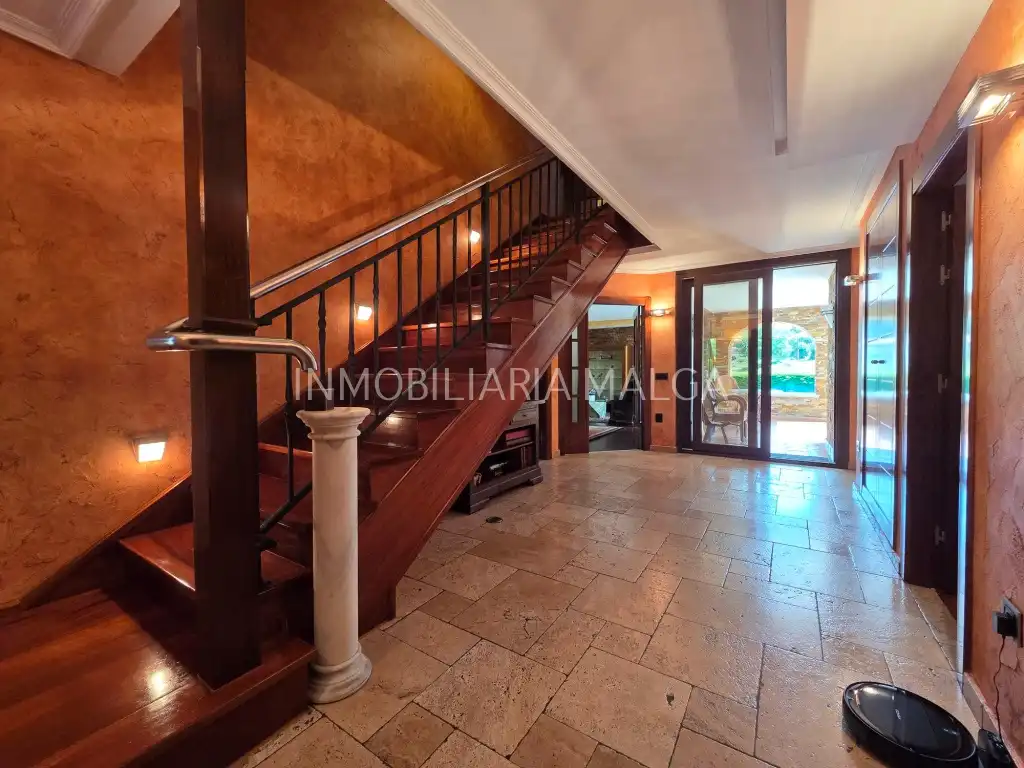 Houses for sale in Colunga  with Heating, Private garden and Parquet flooring