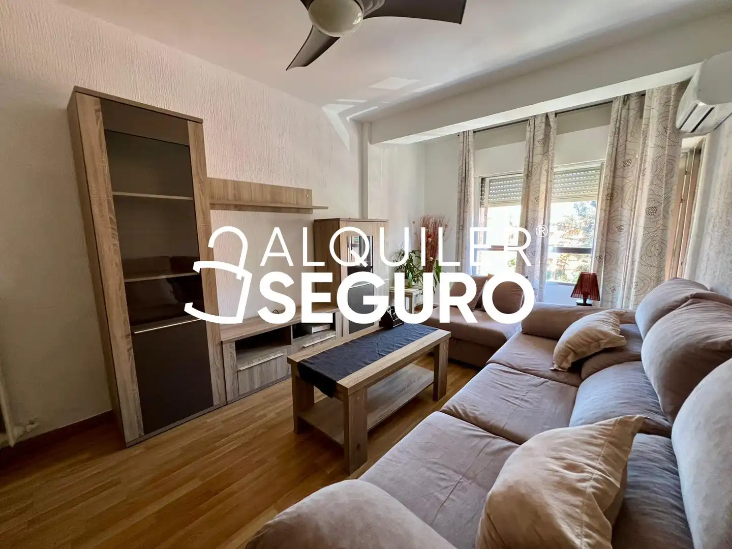 Sala d'estar de Pis de lloguer en Alcobendas amb Aire condicionat, Calefacció i Terrassa