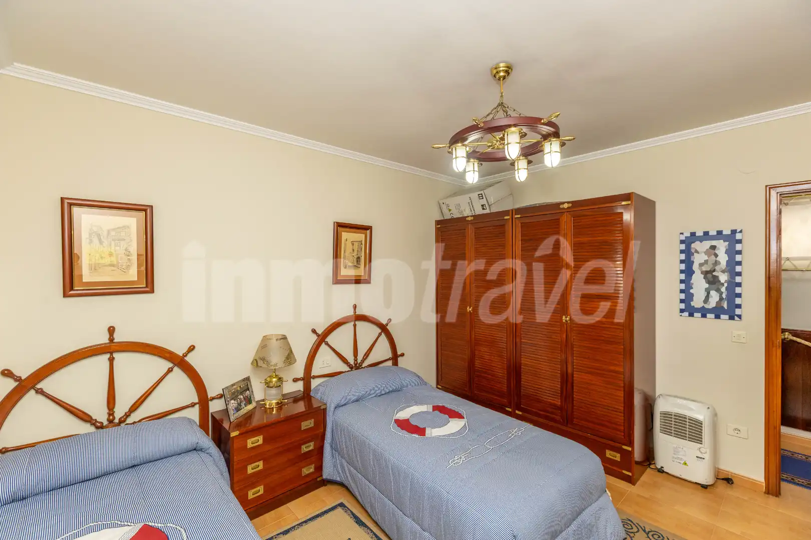 Schlafzimmer von Wohnung zum Verkauf in Sanxenxo mit Privatgarten, Terrasse und Möbliert