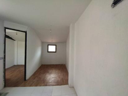 Flat for sale in  Logroño  with Heating