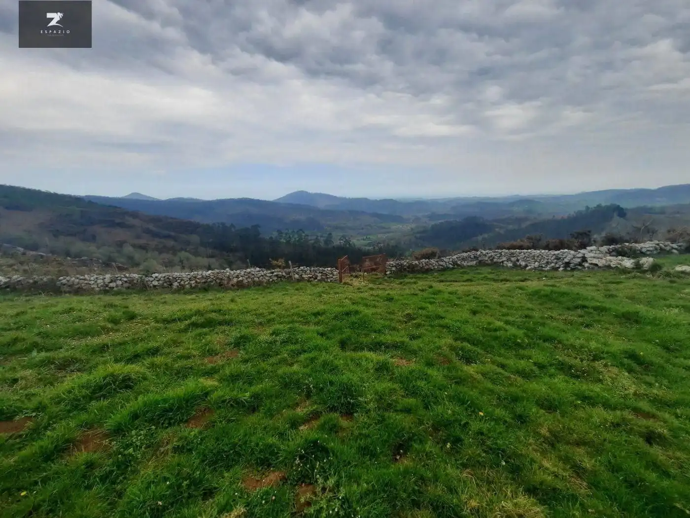 Local en venta en Valdáliga