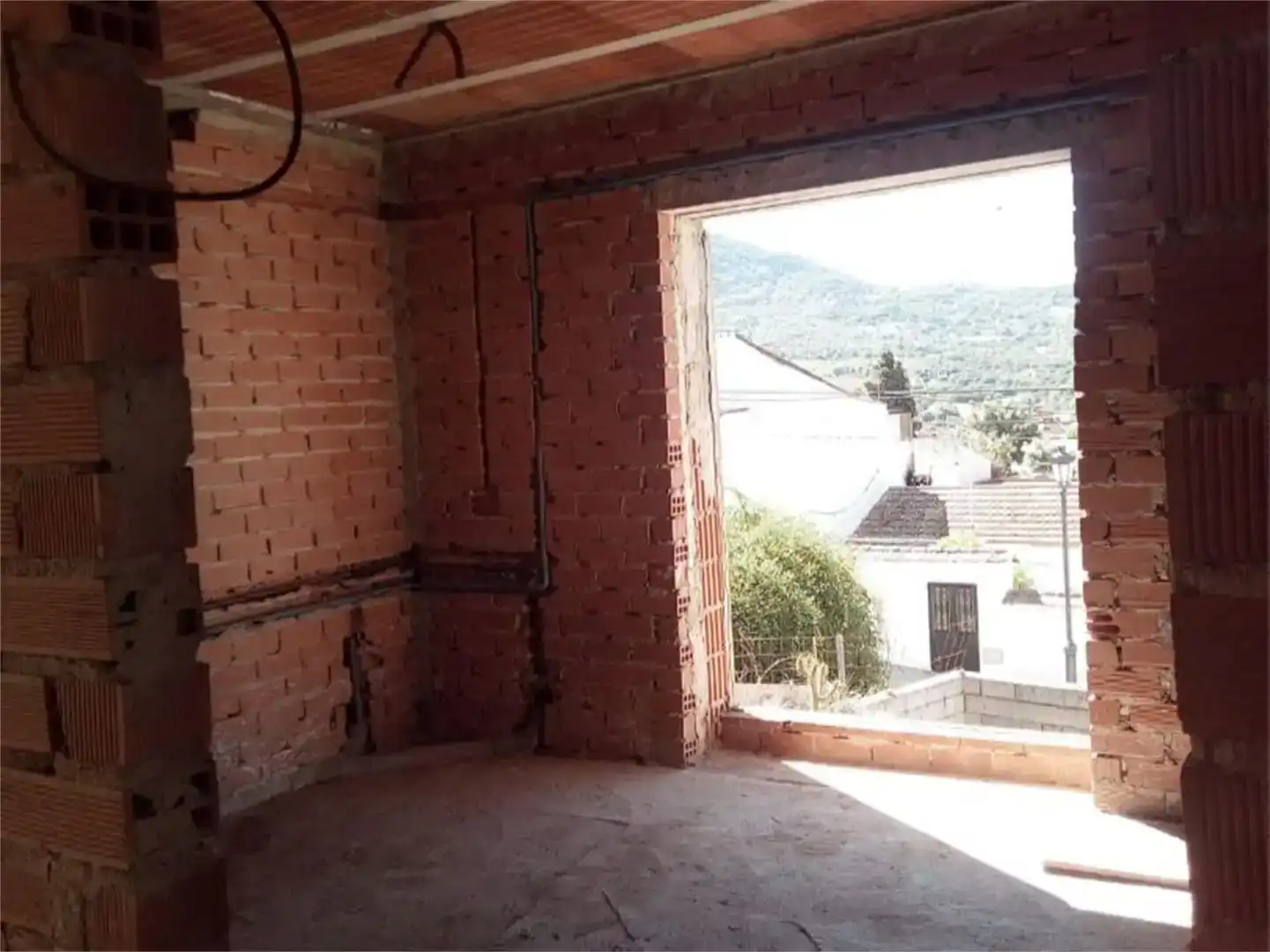 Casa o xalet en venda en Cortes de la Frontera amb Jardí privat i Traster