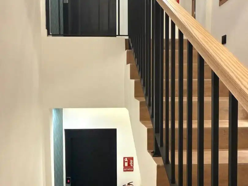 Maisonette zum Verkauf in  Sevilla Capital mit Klimaanlage und Terrasse