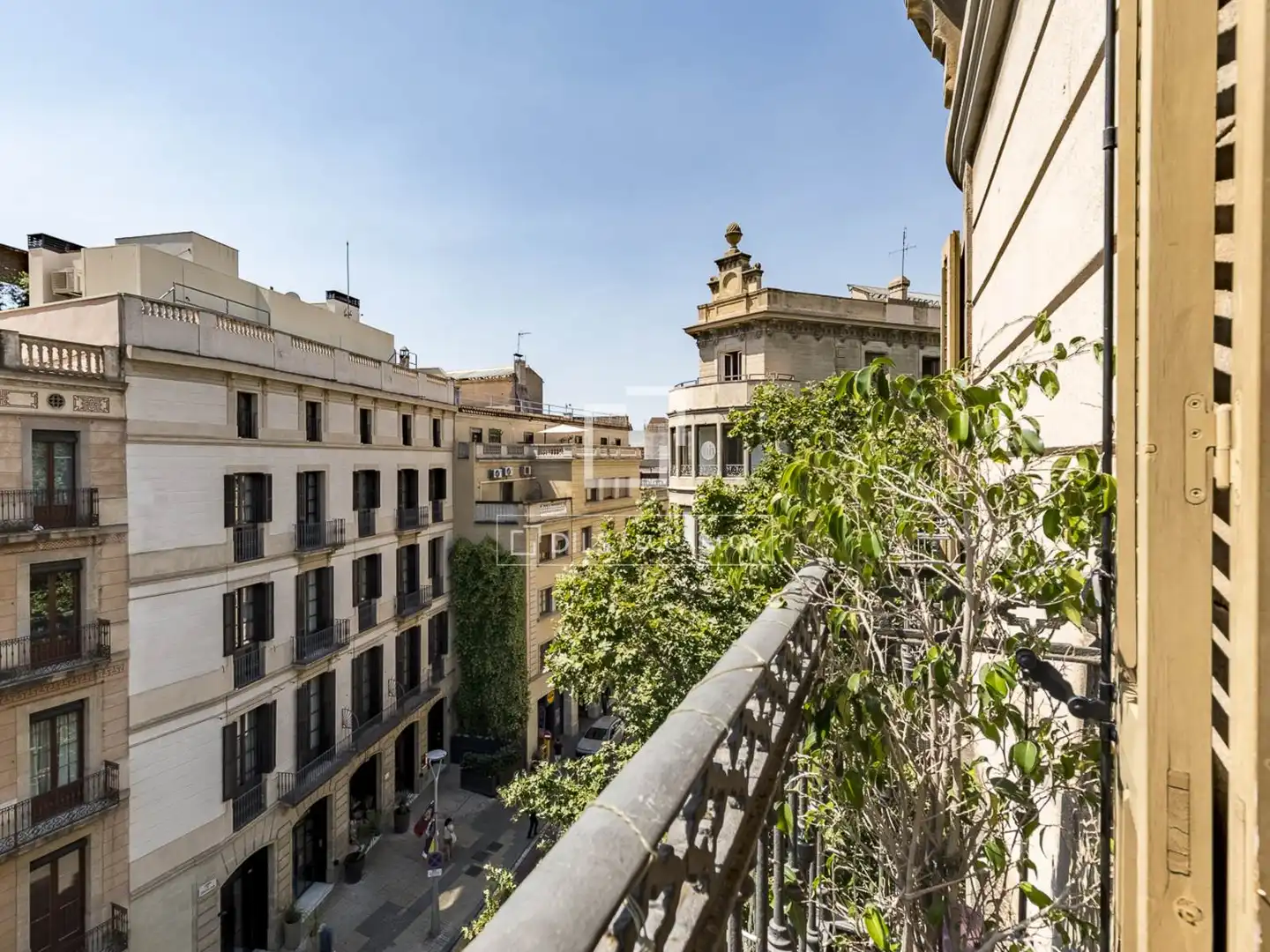 Außenansicht von Wohnung zum Verkauf in Barcelona mit Klimaanlage, Parkett und Terrasse