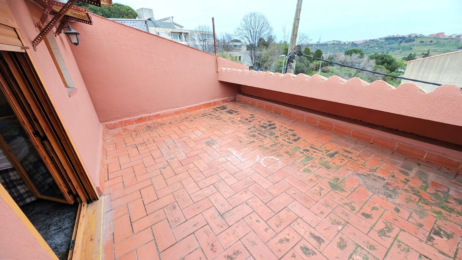 Terrace of House or chalet for sale in Santa Coloma de Gramenet  with Air Conditioner, Terrace and Storage room