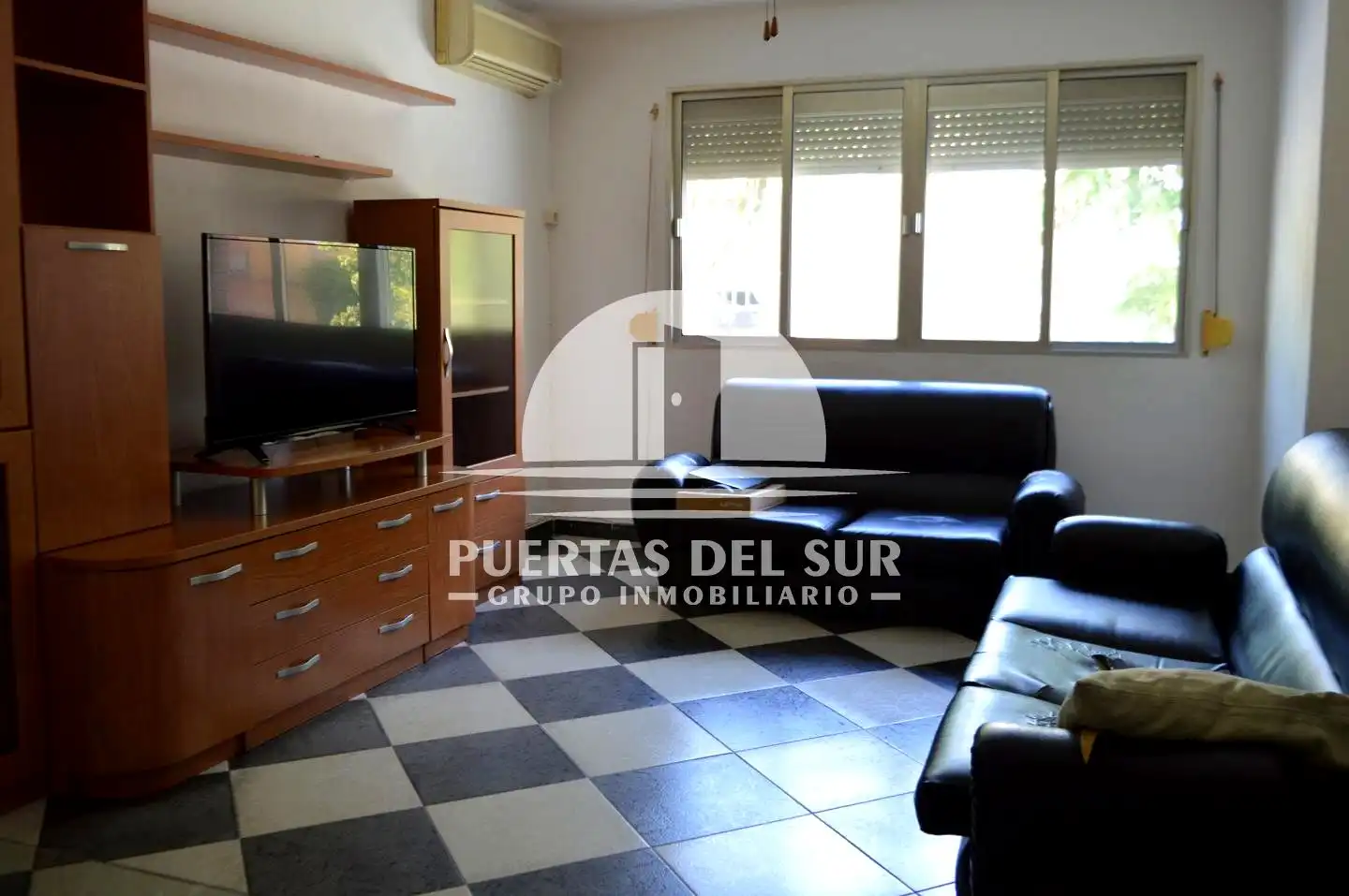 Sala de estar de Piso en venta en Rota