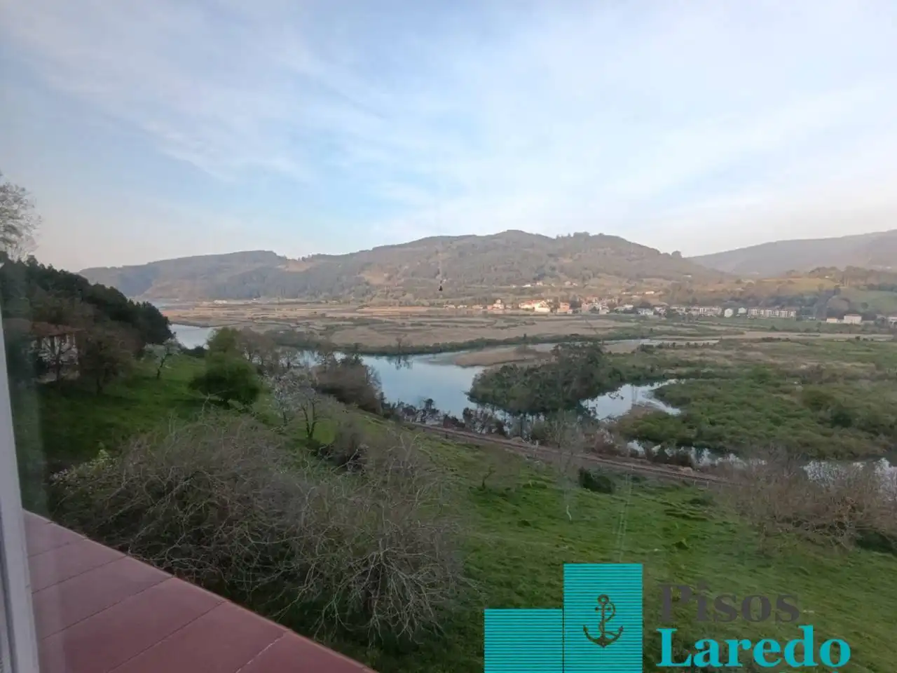 Casa o chalet en venta en Voto con Jardín privado, Terraza y Amueblado