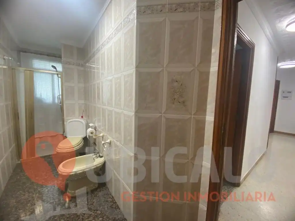 Bathroom of Flat for rent in Santa Cruz de Tenerife  with Terrace, Oven and Washing machine