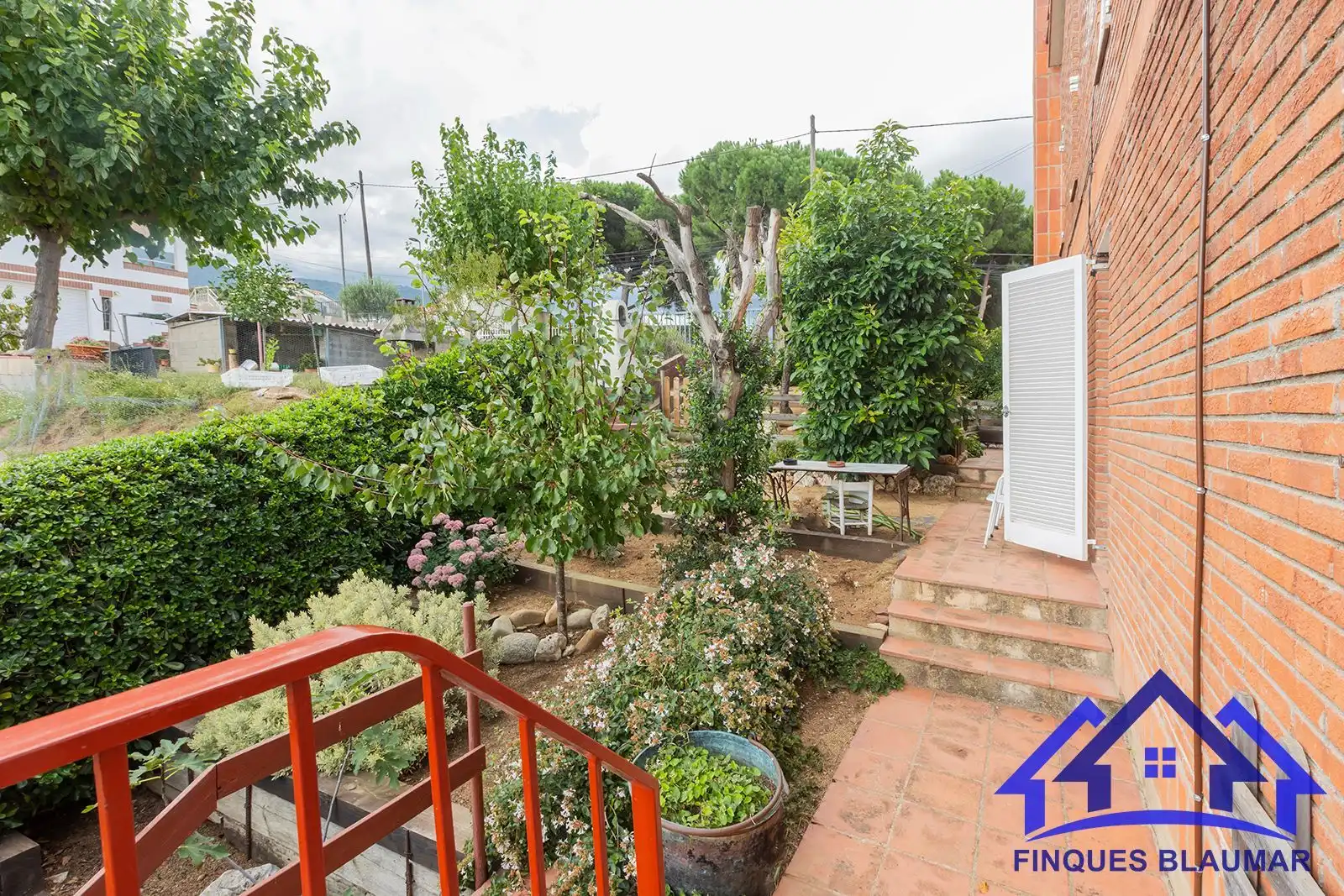 Jardí de Casa o xalet en venda en Sant Iscle de Vallalta amb Calefacció, Jardí privat i Terrassa