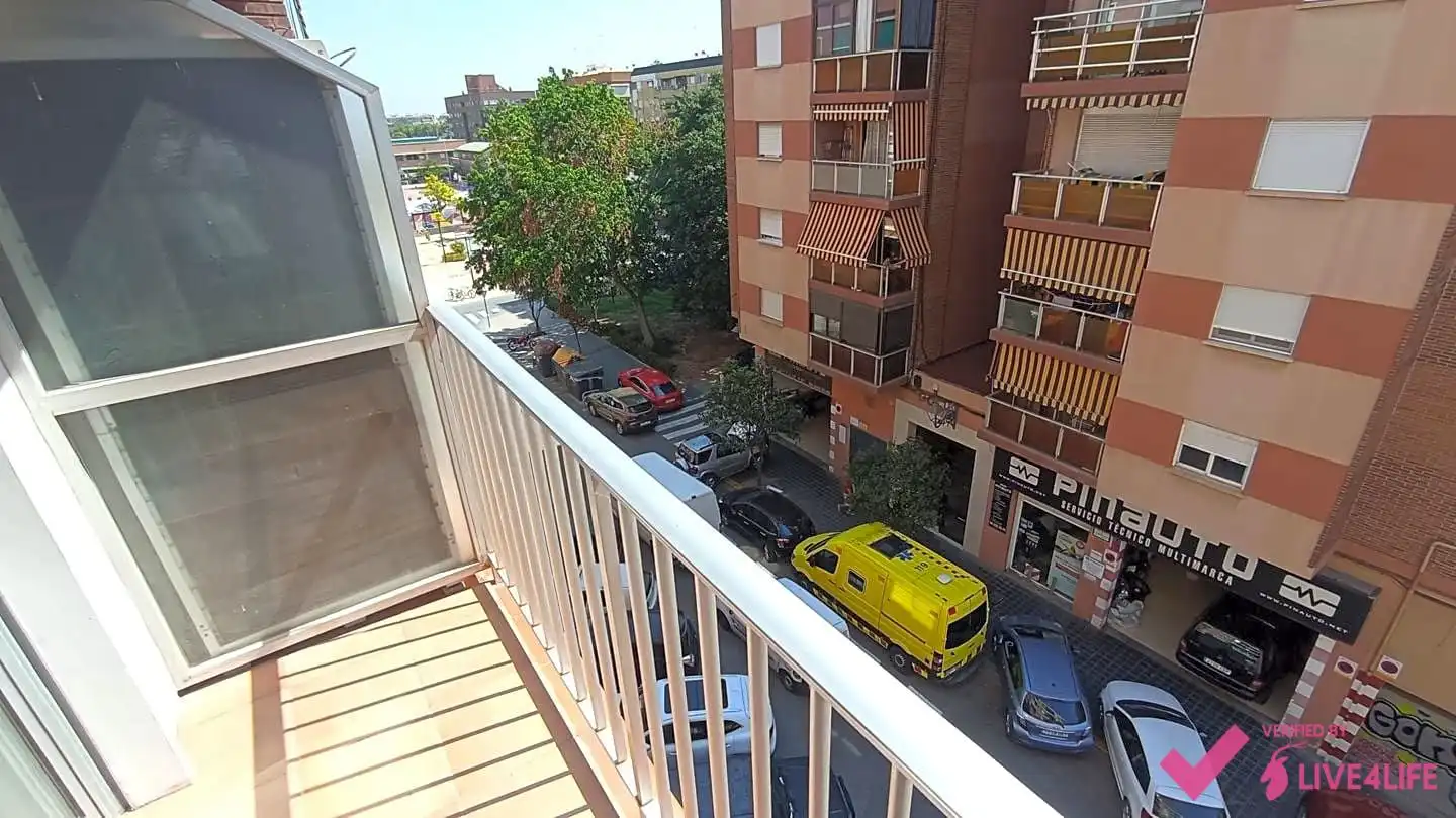 Pis de lloguer a de Marcel·lí Giner, Barrio de Benimaclet