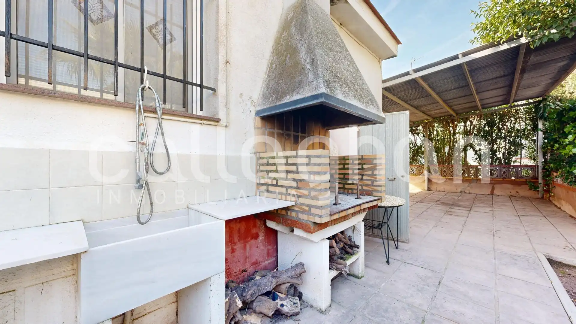 Terrassa de Casa o xalet en venda en Sagunto / Sagunt amb Aire condicionat, Calefacció i Jardí privat