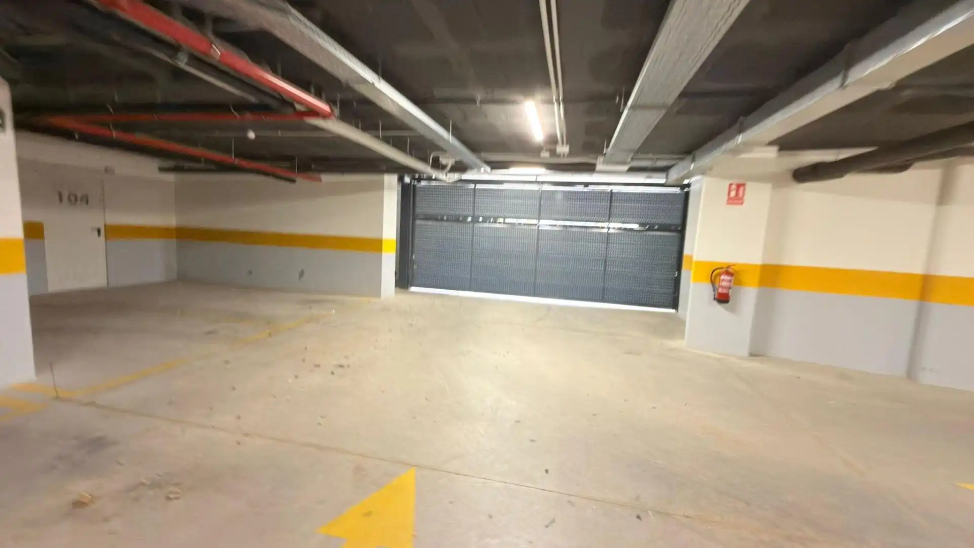 Aparcament de Apartament en venda en Orihuela amb Aire condicionat, Calefacció i Jardí privat