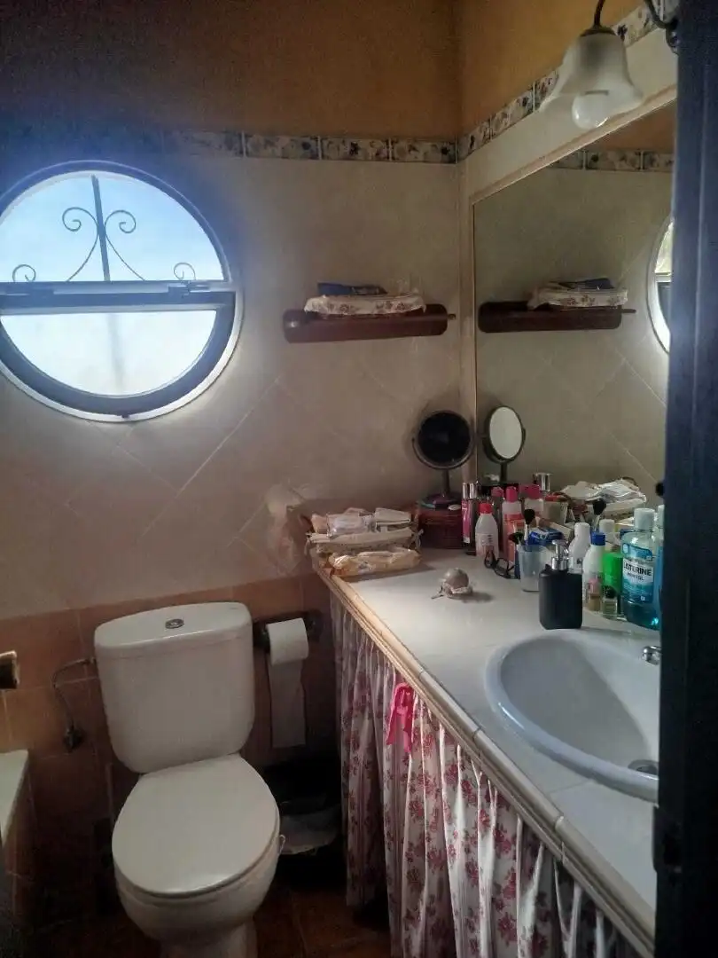 Bathroom of Houses for sale in Rota