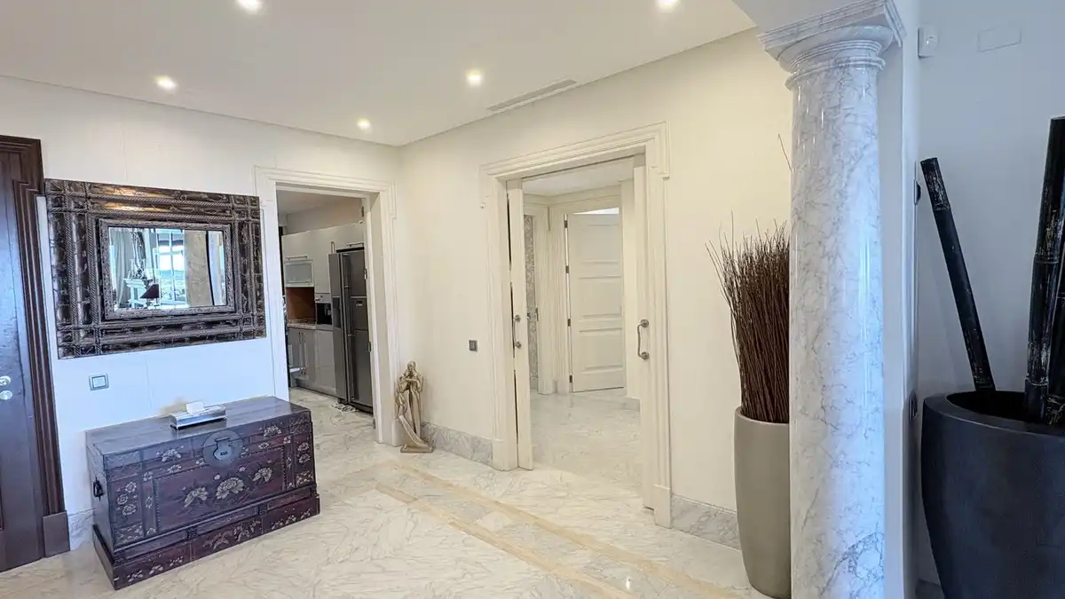 Flat for sale in Marbella  with Terrace, Storage room and Swimming Pool