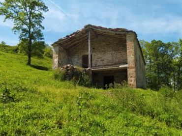 Rustikales Grundstück zum Verkauf in San Roque de Riomiera