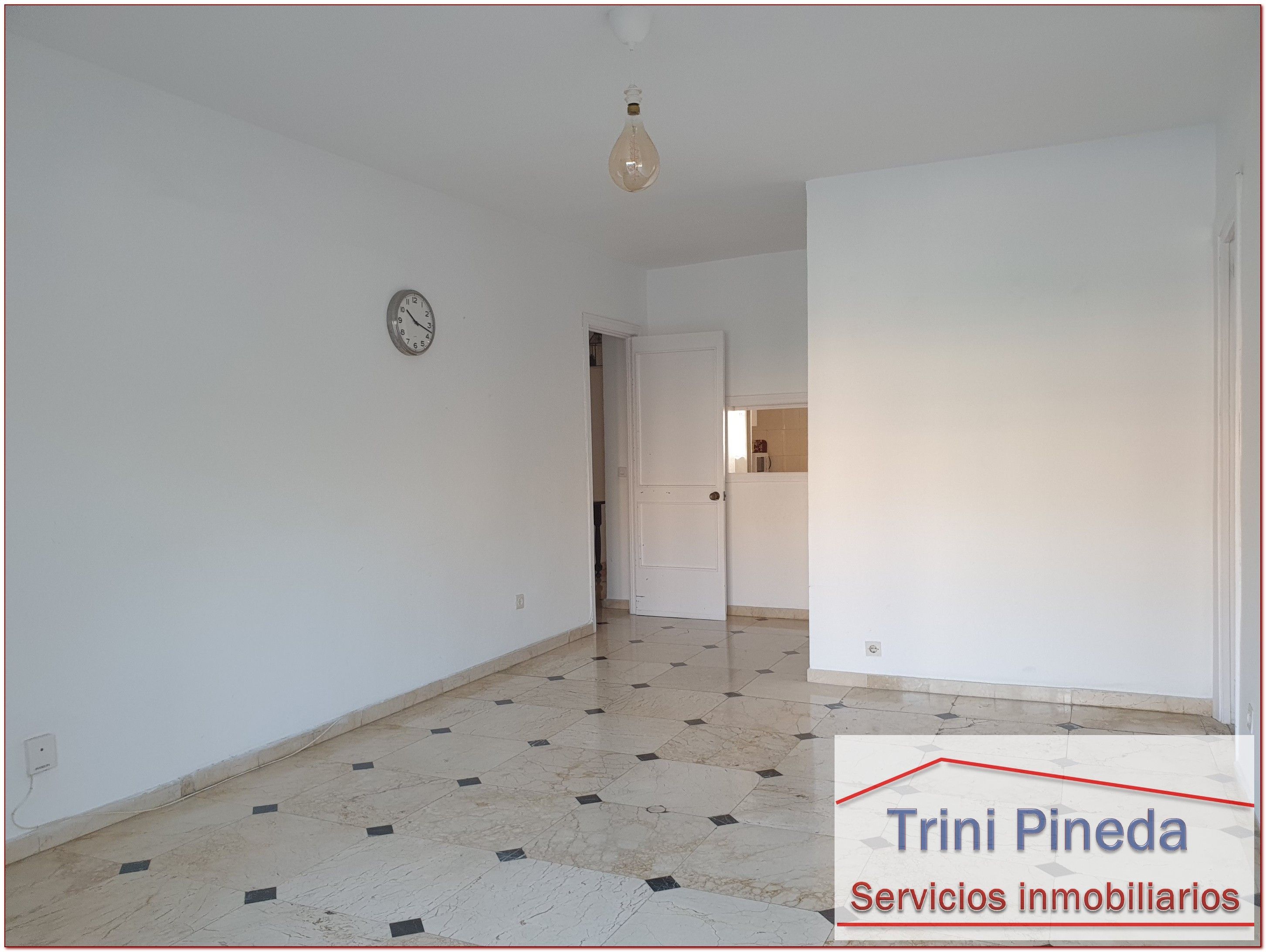 Living room of Flat to rent in  Sevilla Capital  with Air Conditioner, Terrace and Balcony