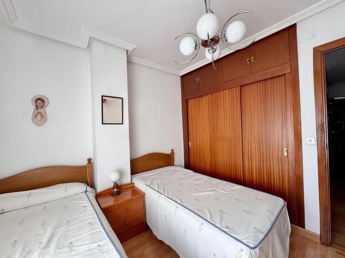 Habitación de Piso en venta en Cáceres con Aire acondicionado, Terraza y Amueblado