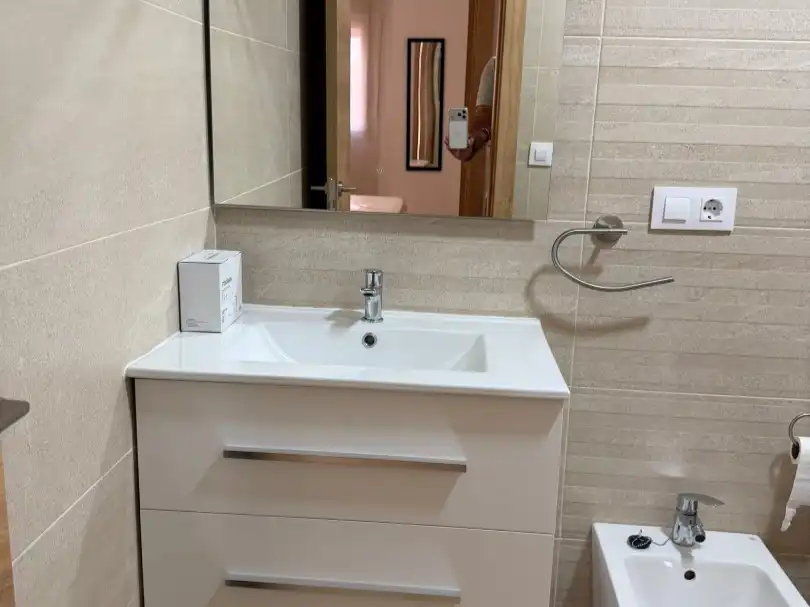 Piso de alquiler en La Línea de la Concepción, Cádiz