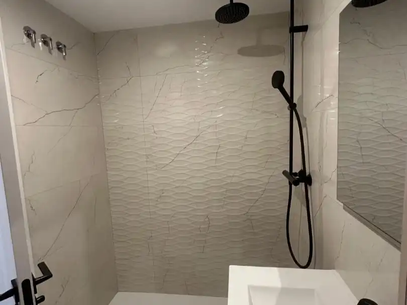 Bany de Pis en venda en Fuengirola amb Aire condicionat, Terrassa i Balcó