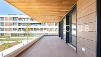 Terrasse von Wohnung zum verkauf in La Moraleja mit Klimaanlage, Terrasse und Balkon