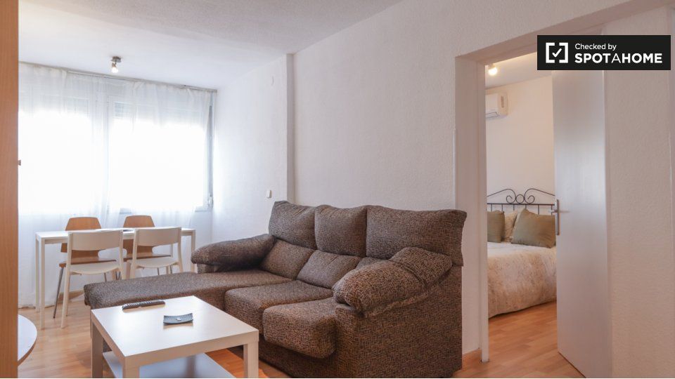 Bedroom of Flat to rent in  Madrid Capital  with Air Conditioner, Heating and Furnished