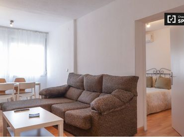 Appartamento con balcone in affitto a Latina