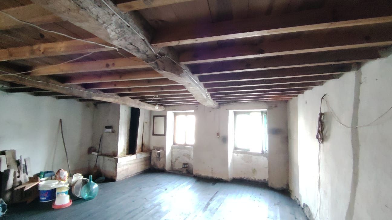 Casa adosada en venda en Mañón